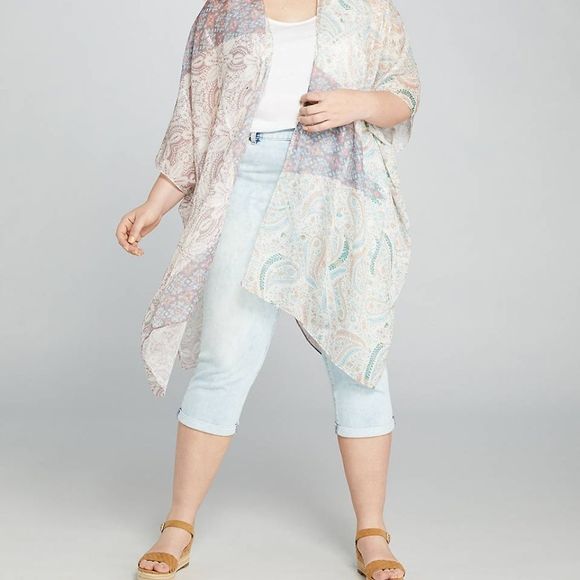 Lane Bryant Curvy Fit Acid Wash Pedal Jeans NWT - Picture 1 of 6